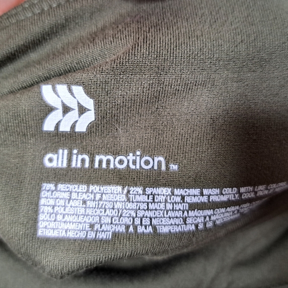 NWT All In Motion Simplicity Twist High Rise Leggings in Olive Green - Picture 9 of 9